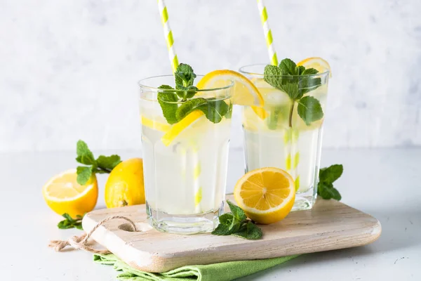 Limonade zomer koud drankje. — Stockfoto