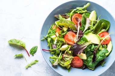 Taze yeşil salata Üstten Görünüm.