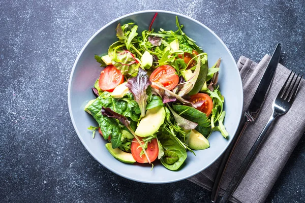 Frischer grüner Salat von oben. — Stockfoto