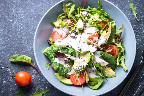 Insalata verde fresca vista dall'alto . — Foto Stock