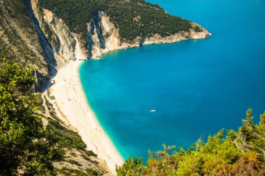 Myrtos Körfezi ve Beach Kefalonia Island, Yunanistan. 