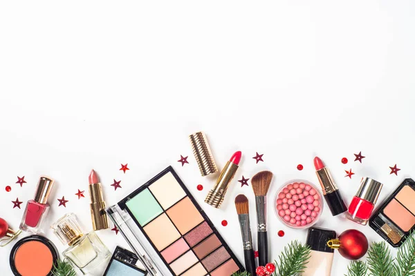 Makeup professional cosmetics with christmas decor. — Stock Photo, Image