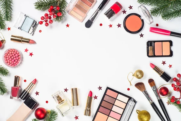 Makeup professional cosmetics with christmas decor. — Stock Photo, Image