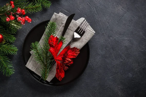 Ajuste de mesa de Navidad en negro vista superior. — Foto de Stock