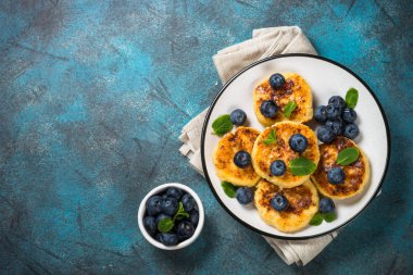 Süzme peynirli krep manzarası.