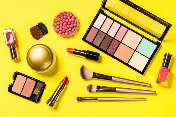 Makeup professional cosmetics on color background. — Stock Photo, Image