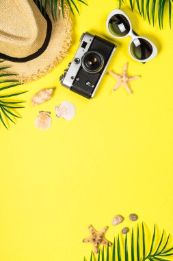 Yaz seyahati konsepti düz görünüm.