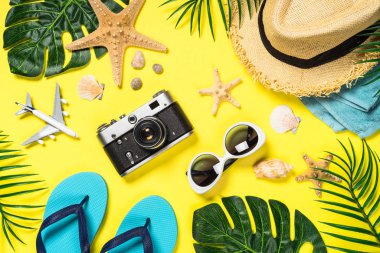 Yaz seyahati konsepti düz görünüm.
