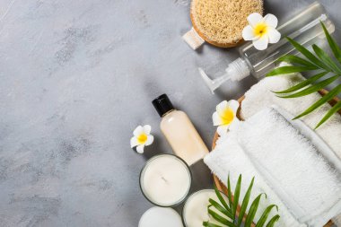 Spa ürün bileşimi üst görünümü.