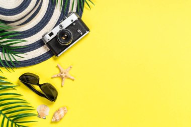 Yaz seyahati konsepti düz görünüm.