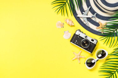 Yaz seyahati konsepti düz görünüm.