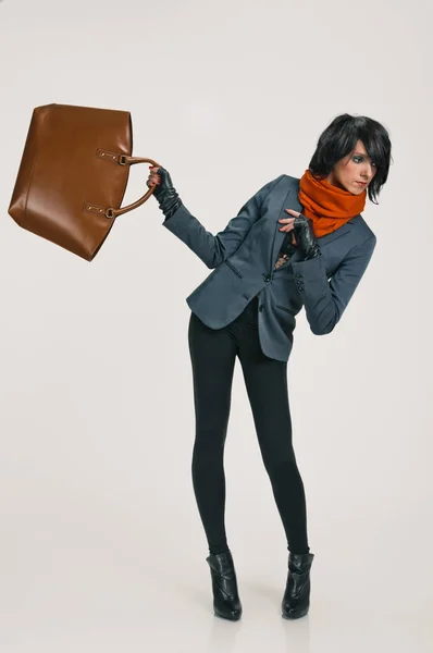 Signora con borsa — Foto Stock