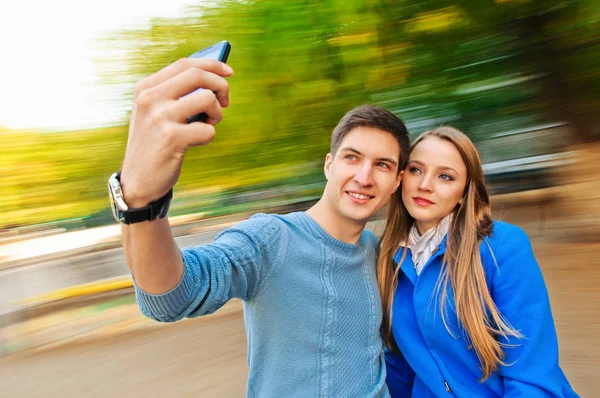 Foton tillsammans med mobil — Stockfoto