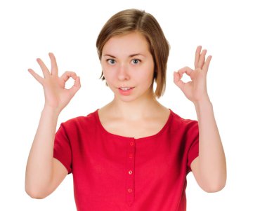 ok işaretini belirten genç bayan