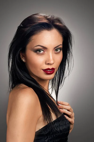 Make up beautiful model portrait. red lips — Stock Photo, Image