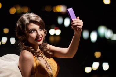 Sihir Moda Bayan selfie