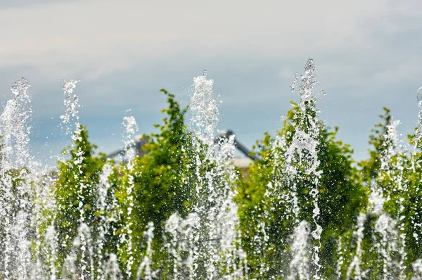 Fuente spray verano — Foto de Stock