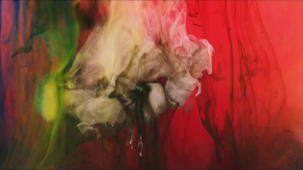Een Close Schot Kleurrijke Mix Gouache Wolken Het Water Bewegen — Stockvideo