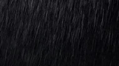 4k Yağmur Damlaları Alfası, Gerçek Yağmur, Yüksek Kaliteli Gök gürültüsü, Hızlı, Gece, Dramatik, Gökyüzü Düşüşleri 4K Yağmur Görüntüleri, Düşen Yağmur, Düşen Yağmur, Çemberler, Şiddetli Yağmur. sağanak yağmur