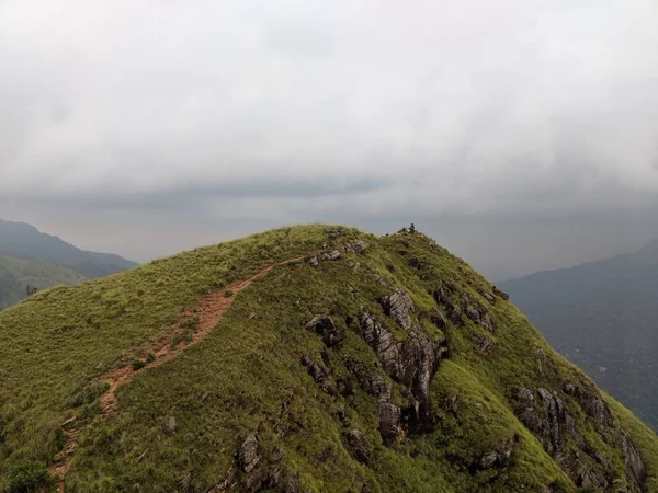 Sri Lanka Gunung Adams Puncak Awan Langit Pegunungan Mengintip — Stok Foto
