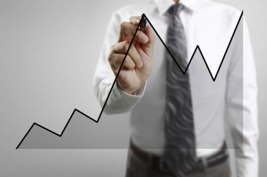 İşadamı grafik büyüyen grafik çizim