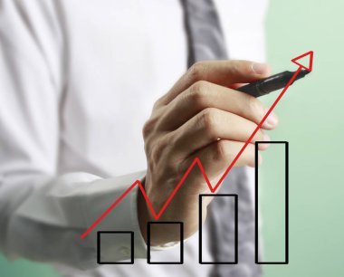 İşadamı grafik büyüyen grafik çizim