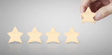 Tahtayı beş yıldız şekline sokmanın eli