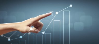 Finansal gösterge muhasebe pazarının grafiklerine elle dokunmak 