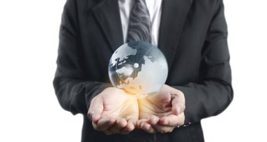 Küre , insan elinde toprak. Nasa tarafından sağlanan Dünya görüntüsü