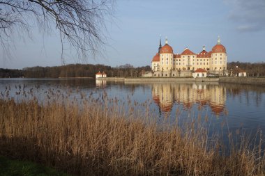 Manzara, Moritzburg Kalesi, Almanya. Filmin 