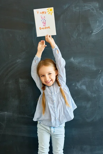 Portrait Excited Little Girl Holding Handmade Greeting Card Easter Posing — Stock Photo, Image