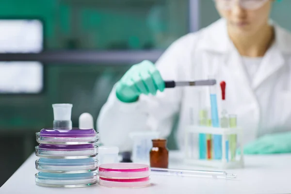 Imagen Fondo Varios Artículos Vidrio Equipos Estación Trabajo Laboratorio Médico —  Fotos de Stock