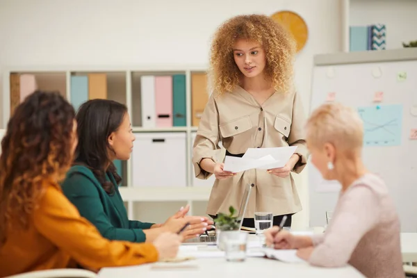 Attractive Young Businesswoman Presenting New Business Strategy Plan Her Colleagues — Stock Photo, Image