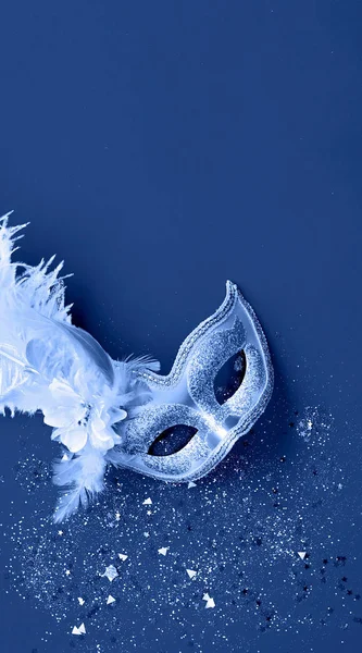 Masque Carnaval Sur Fond Bleu Avec Étincelles Concept Mardi Gras — Photo