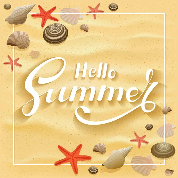 Scrisoare Hello Summer pe fundal nisipos cu stele de mare și mare — Vector de stoc