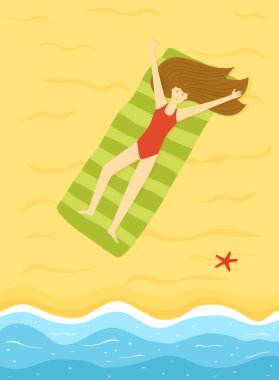 Güzel bir kız, okyanusta ya da kumlu sahilde kırmızı mayoyla güneşleniyor. Yeşil havlunun üzerinde yatan güzel bir kadın. Kumun yakınında bir deniz yıldızı var. Çizgi film çizimi düz stil.