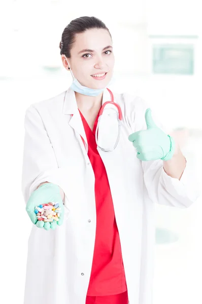 Successful woman doctor doing like sign — Stock Photo, Image