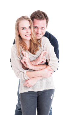 Parmak çarpı işareti ile isteyen veya çekici çift umuduyla