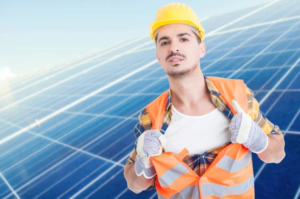Attractive male builder acting like super hero — Stock Photo, Image