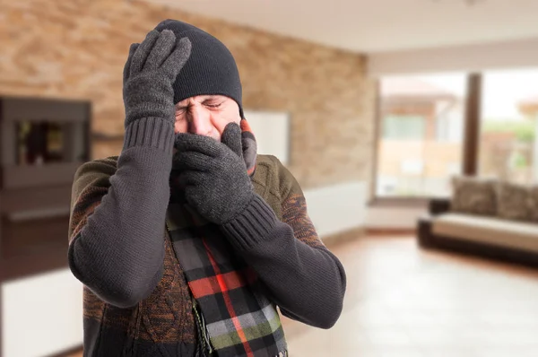 Nemocný mladík s chřipky nebo nachlazení — Stock fotografie