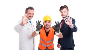 Güvenilir insanlar ok işareti gösterir