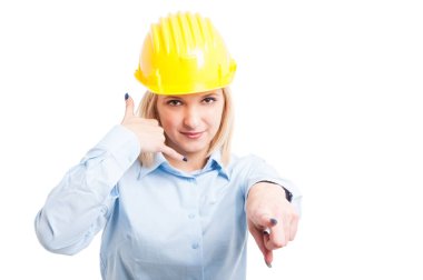 Ara beni jest kadın mimar işaret ve gösterme