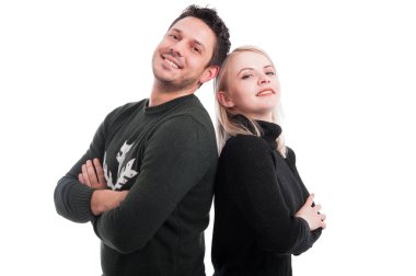 Arka arkaya ayakta dostu aşıklar