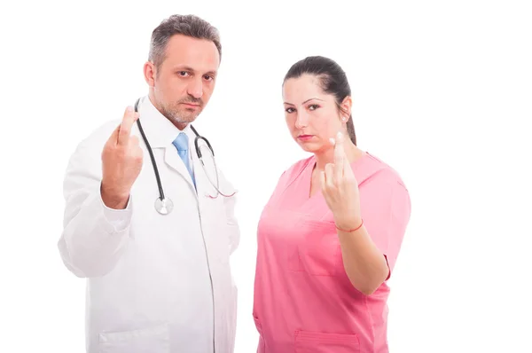 Lékařský tým drží palce — Stock fotografie