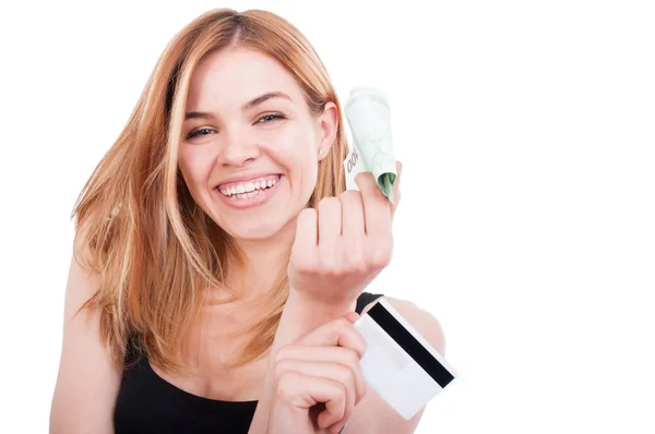 Close-up portrait of attractive girl smiling — Stock Photo, Image