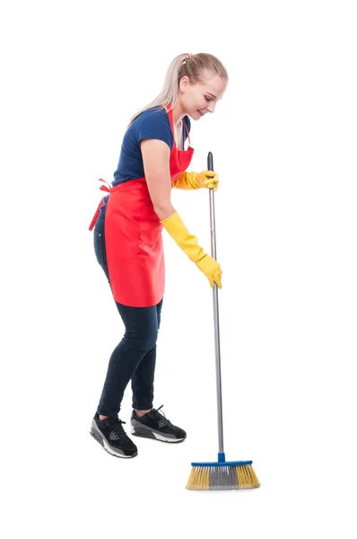 Empregada trabalhadora fazer as tarefas na casa — Fotografia de Stock