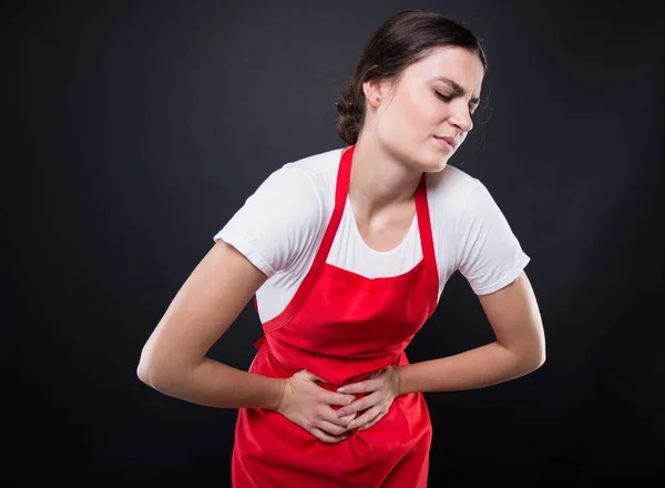 Hermosa chica sintiendo dolor en su vientre —  Fotos de Stock