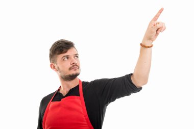 Yukarı dönük erkek süpermarket işveren düşük açılı