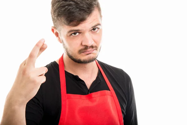 Homme supermarché employeur tenant les doigts croisés — Photo