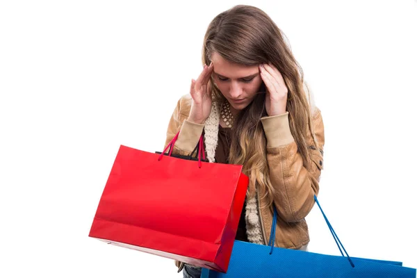 Chica cansada con dolor de cabeza después de hacer compras —  Fotos de Stock